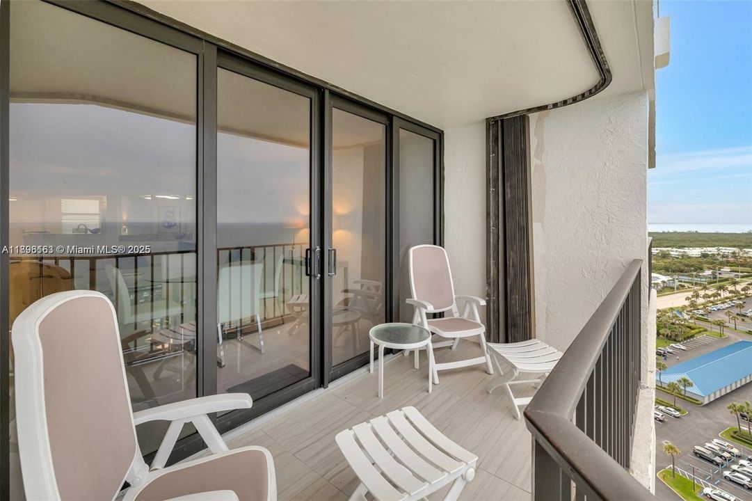 出租: $5,500 (2 贝兹, 2 浴室, 1346 平方英尺)