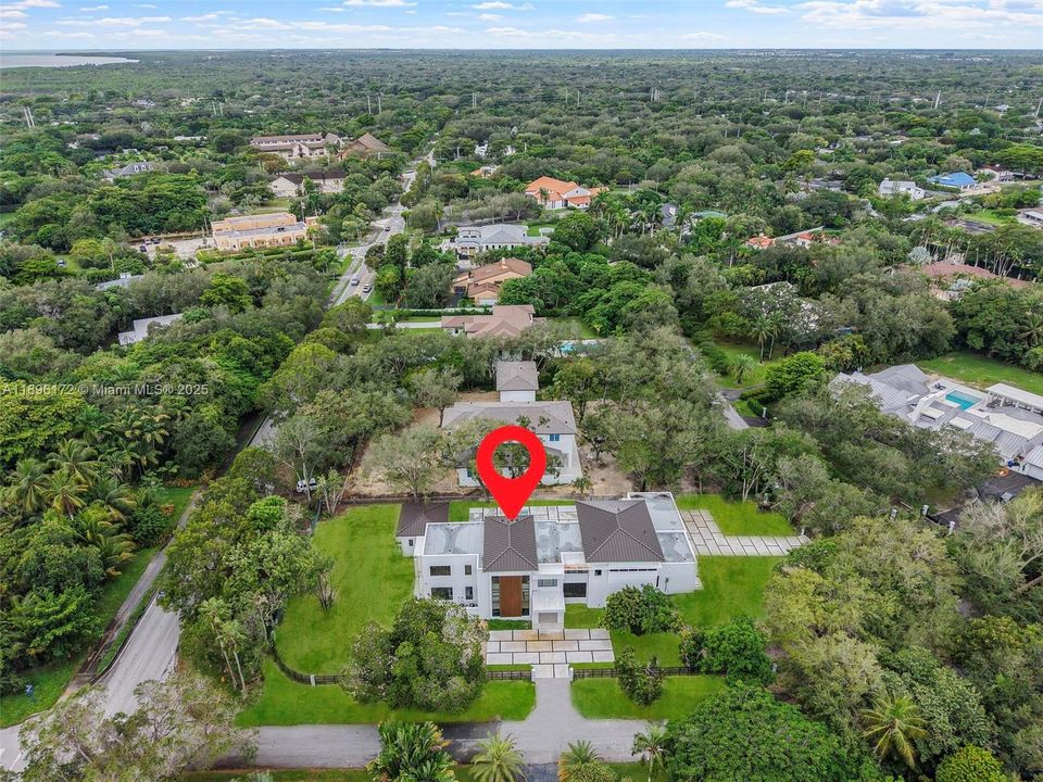 For Sale: $6,500,000 (6 beds, 6 baths, 7263 Square Feet)