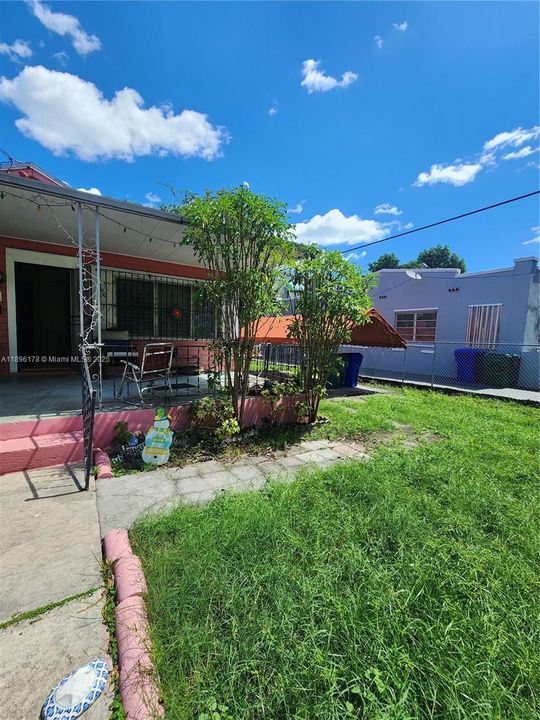Vendido Recientemente: $435,000 (2 camas, 1 baños, 1082 Pies cuadrados)