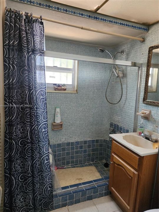 Vendido Recientemente: $435,000 (2 camas, 1 baños, 1082 Pies cuadrados)