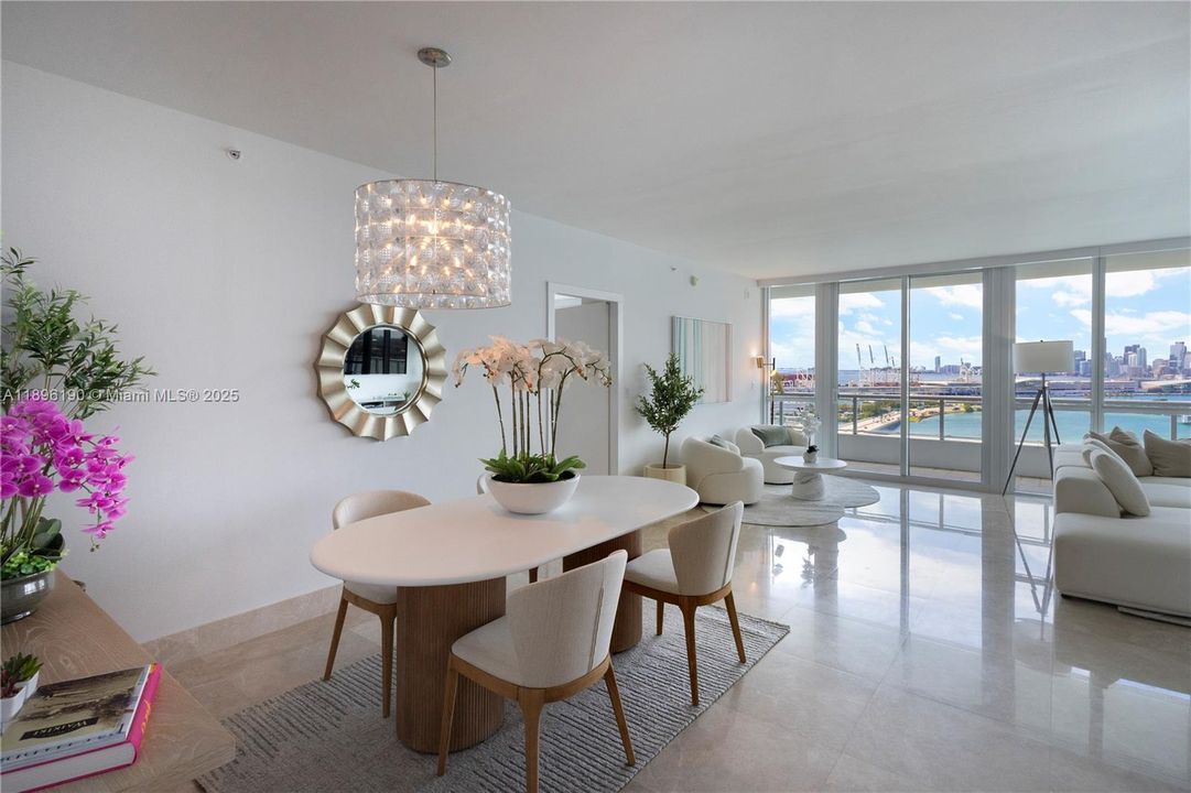 最近租的: $11,995 (2 贝兹, 3 浴室, 1929 平方英尺)