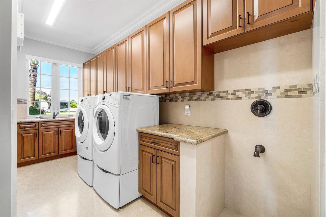 029-4216IntracoastalDrive-HighlandBeach-