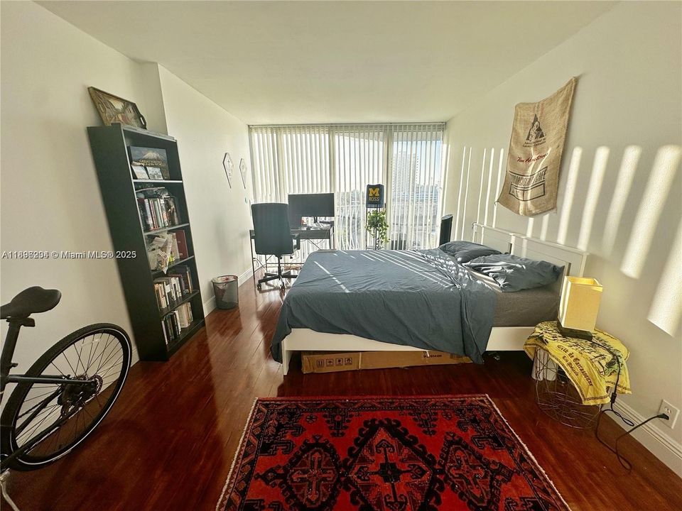 Recientemente alquilado: $2,700 (2 camas, 2 baños, 1030 Pies cuadrados)