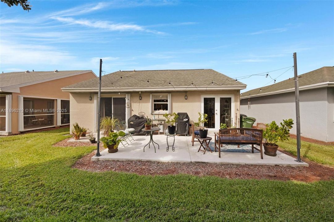 待售: $385,000 (2 贝兹, 2 浴室, 1171 平方英尺)