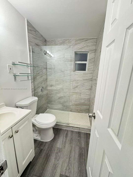 Недавно арендовано: $1,900 (2 спален, 1 ванн, 0 Квадратных фут)