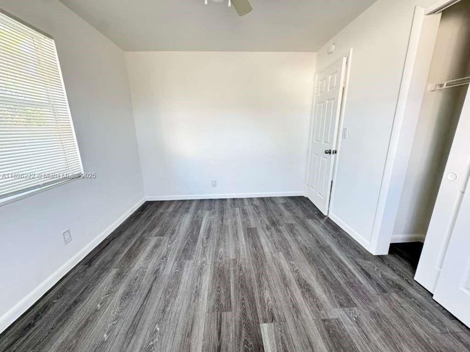 Недавно арендовано: $1,900 (2 спален, 1 ванн, 0 Квадратных фут)