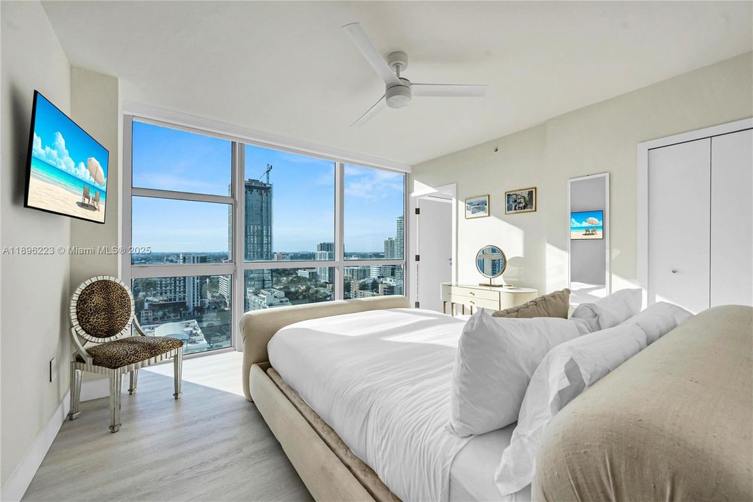 На продажу: $1,100,000 (2 спален, 2 ванн, 1508 Квадратных фут)