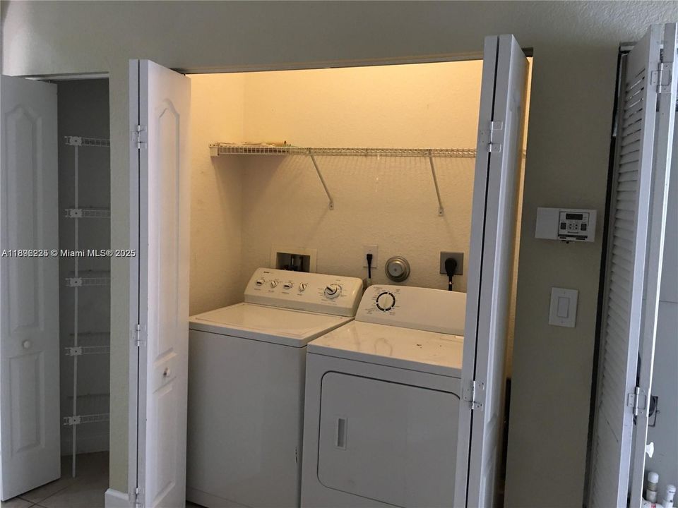 Active With Contract: $705,000 (3 beds, 2 baths, 1878 Square Feet)