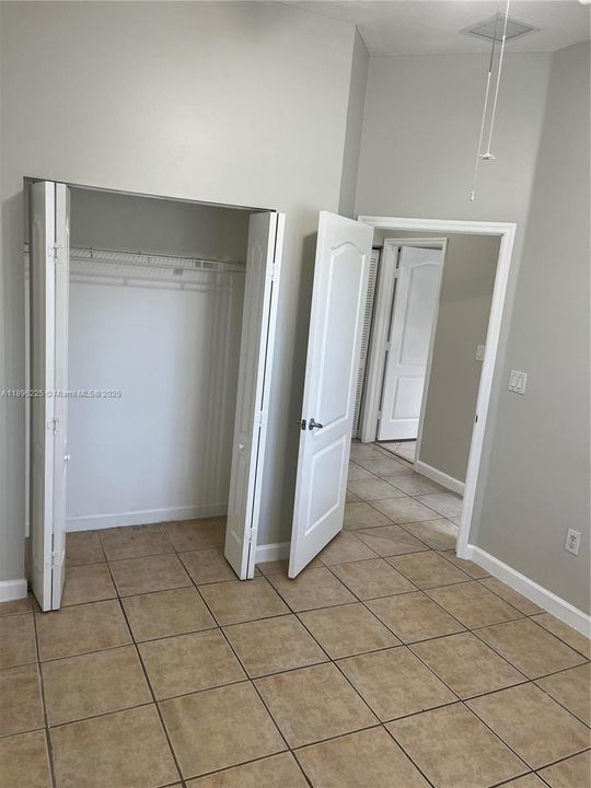 Active With Contract: $705,000 (3 beds, 2 baths, 1878 Square Feet)