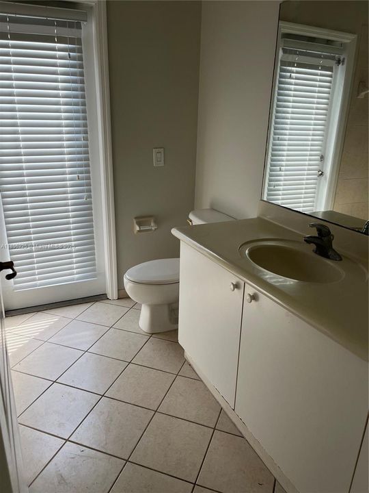 Active With Contract: $705,000 (3 beds, 2 baths, 1878 Square Feet)