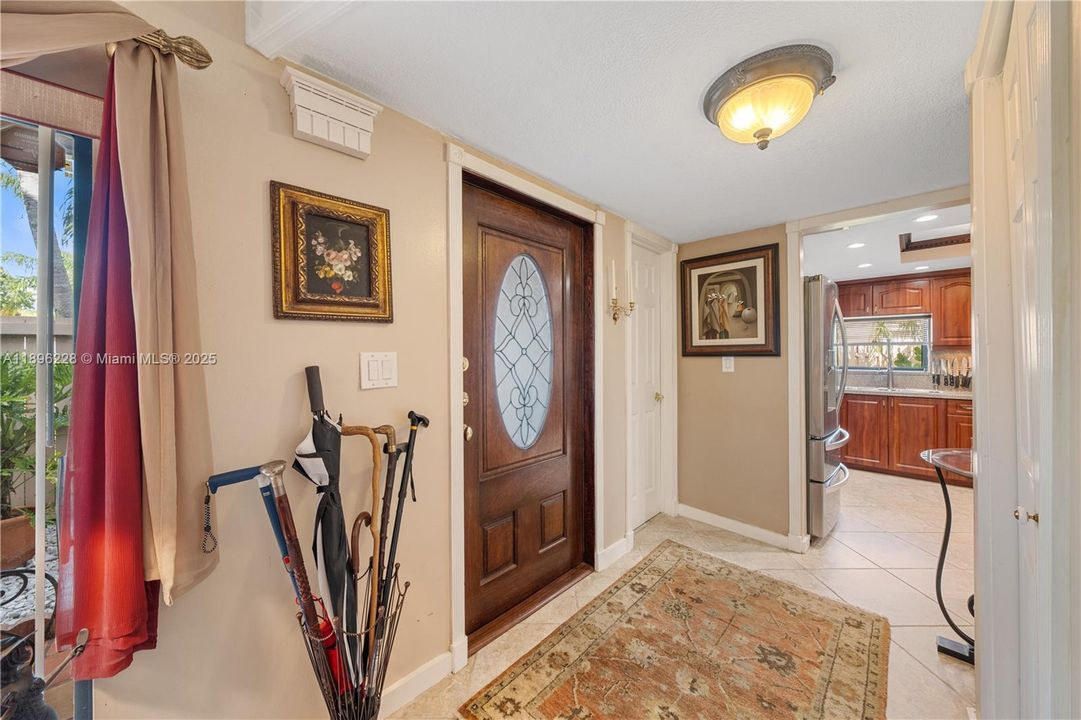 En Venta: $640,000 (2 camas, 2 baños, 1578 Pies cuadrados)