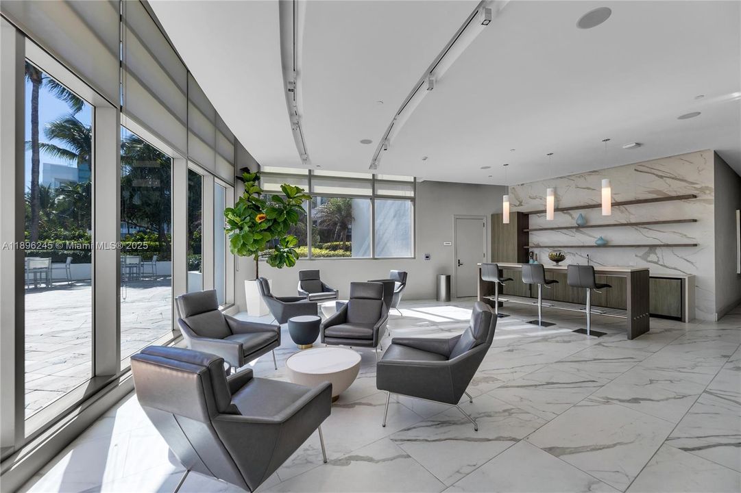 For Sale: $2,890,000 (3 beds, 3 baths, 2777 Square Feet)