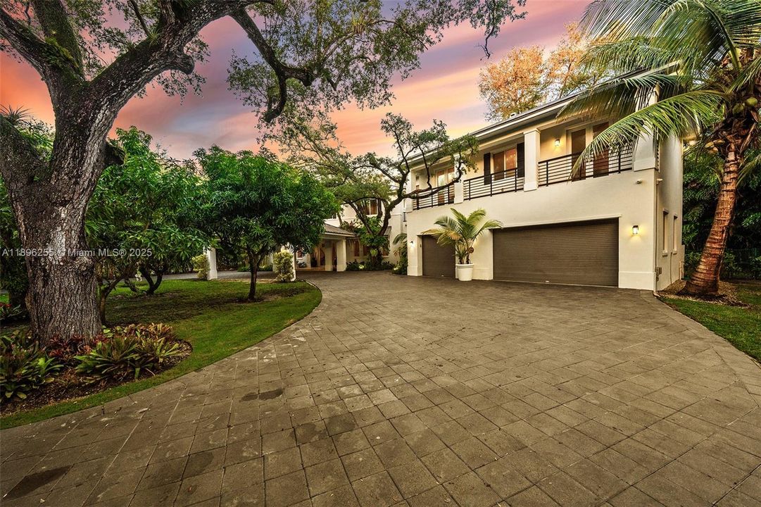 For Sale: $6,900,000 (7 beds, 7 baths, 0 Square Feet)