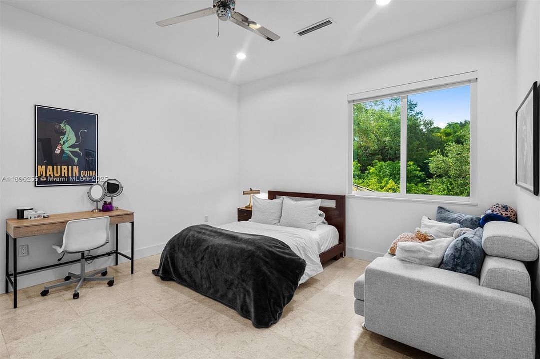 For Sale: $6,900,000 (7 beds, 7 baths, 0 Square Feet)