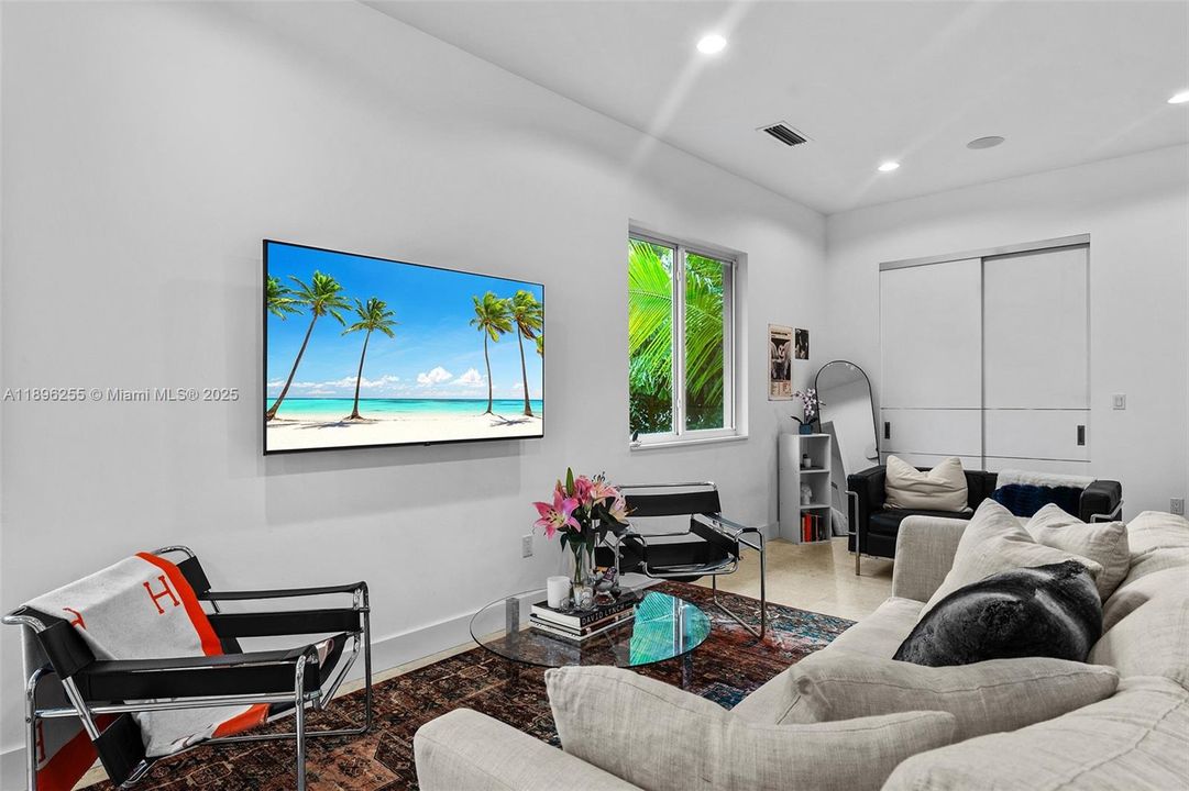 For Sale: $6,900,000 (7 beds, 7 baths, 0 Square Feet)