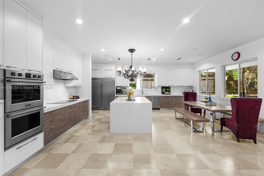 For Sale: $6,900,000 (7 beds, 7 baths, 0 Square Feet)