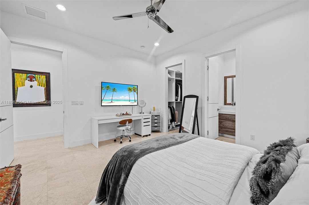 For Sale: $6,900,000 (7 beds, 7 baths, 0 Square Feet)