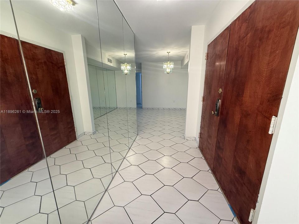 Hallway to main side of apartment