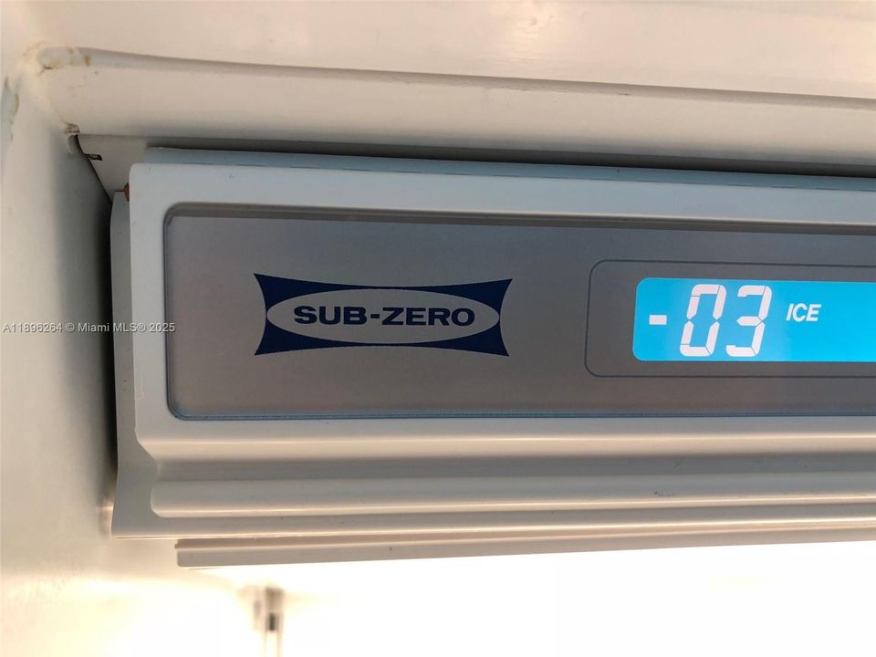 Recently Rented: $7,200 (2 beds, 2 baths, 1326 Square Feet)