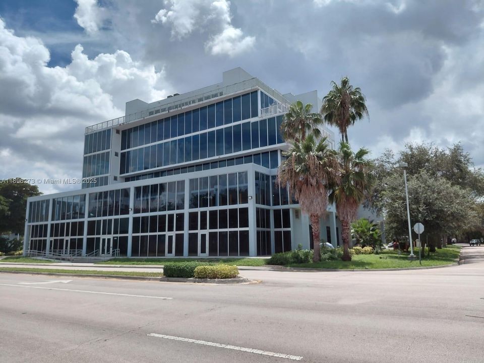 合同活跃: $265,000 (0 贝兹, 0 浴室, 0 平方英尺)