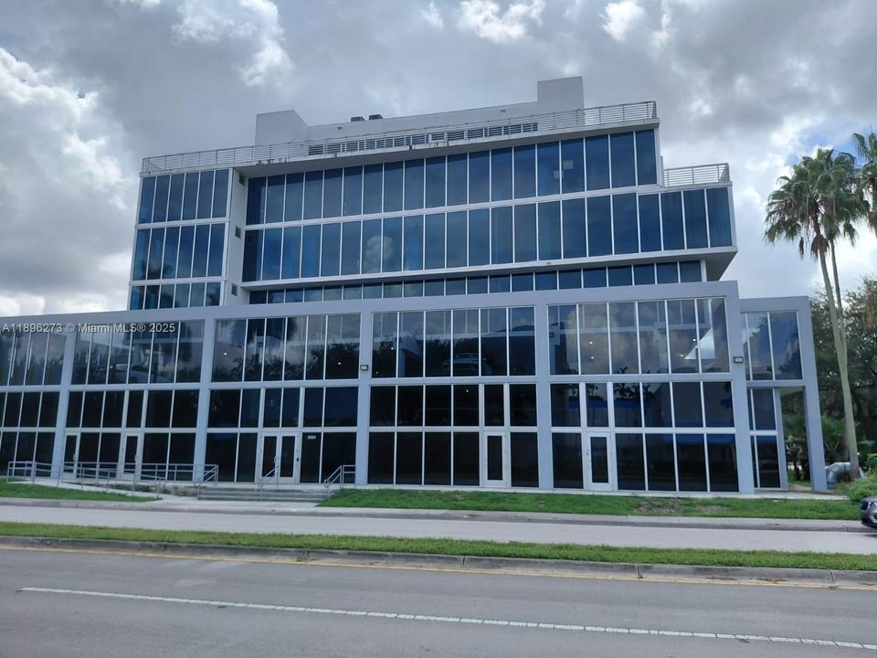 合同活跃: $265,000 (0 贝兹, 0 浴室, 0 平方英尺)