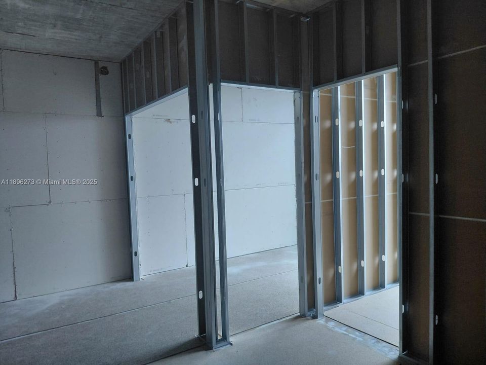 合同活跃: $265,000 (0 贝兹, 0 浴室, 0 平方英尺)