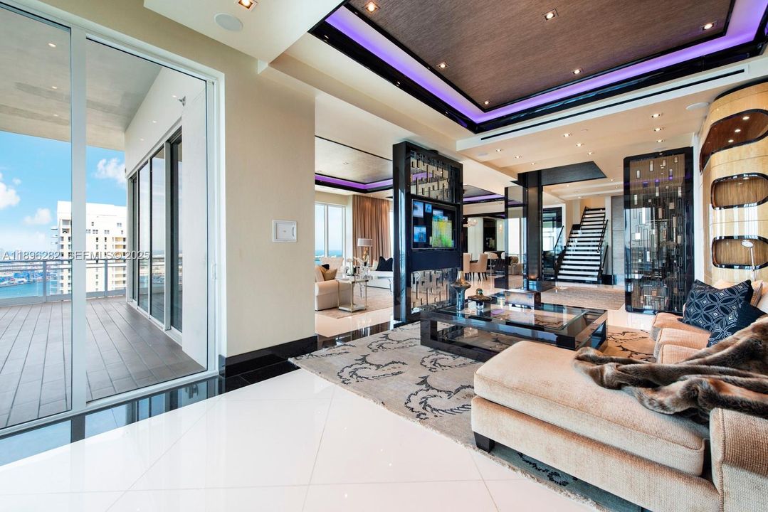 For Sale: $20,000,000 (4 beds, 5 baths, 5867 Square Feet)