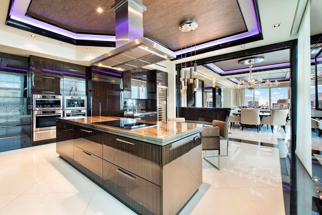 For Sale: $20,000,000 (4 beds, 5 baths, 5867 Square Feet)