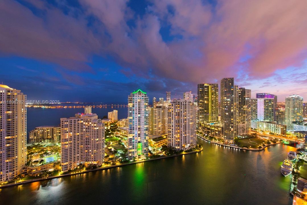 For Sale: $20,000,000 (4 beds, 5 baths, 5867 Square Feet)