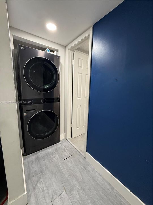 Active With Contract: $420,000 (4 beds, 2 baths, 1508 Square Feet)