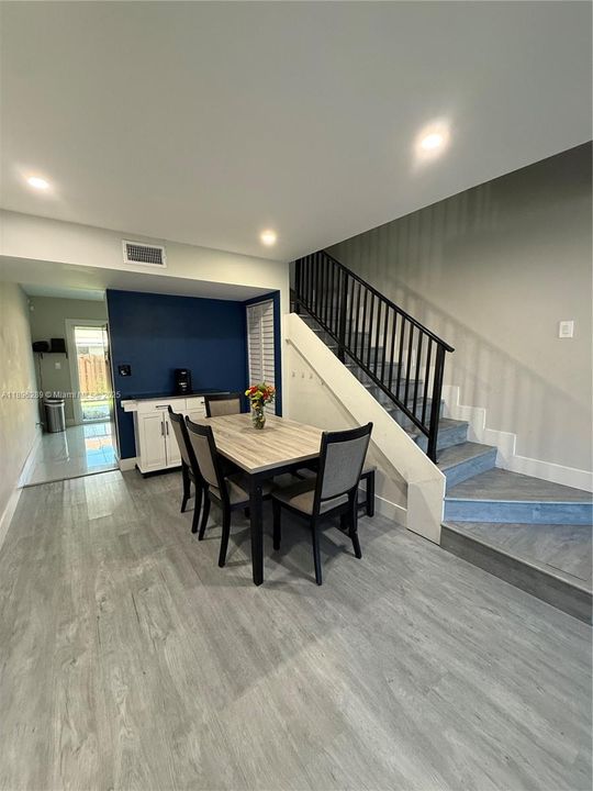 Active With Contract: $420,000 (4 beds, 2 baths, 1508 Square Feet)