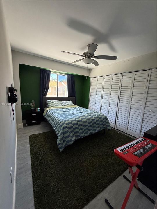 Active With Contract: $420,000 (4 beds, 2 baths, 1508 Square Feet)