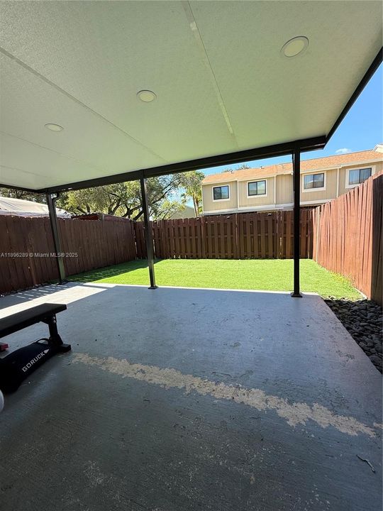 Active With Contract: $420,000 (4 beds, 2 baths, 1508 Square Feet)