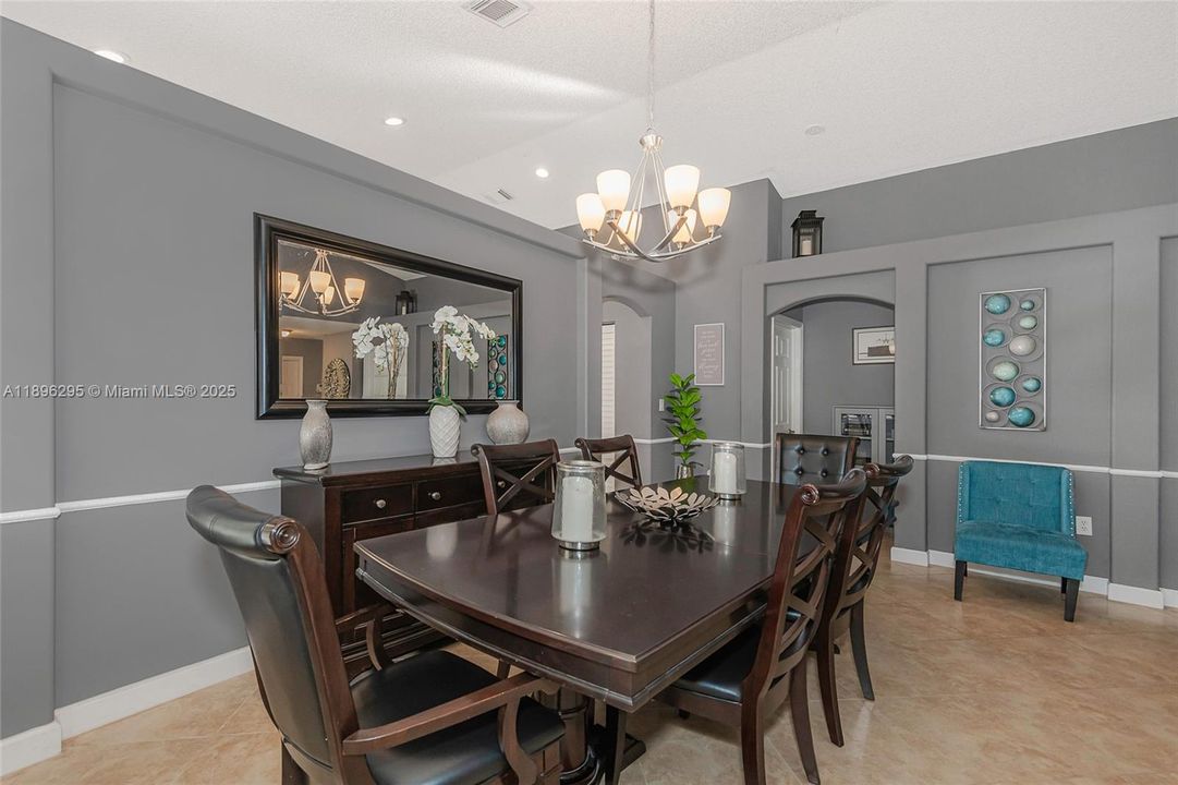 Active With Contract: $659,000 (3 beds, 2 baths, 1821 Square Feet)