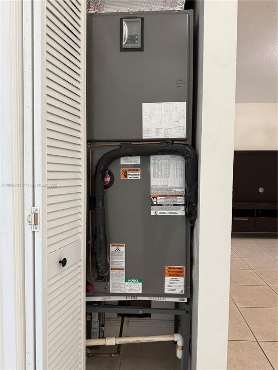 Recently Rented: $3,250 (4 beds, 2 baths, 1368 Square Feet)