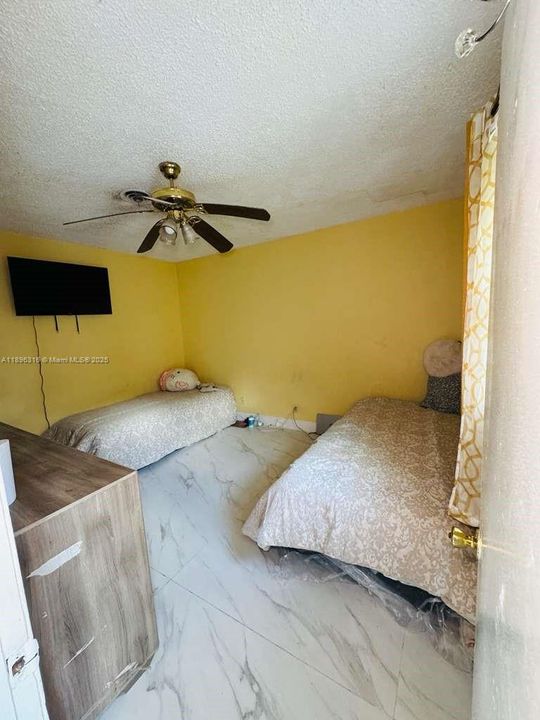 For Sale: $700,000 (0 beds, 0 baths, 2698 Square Feet)