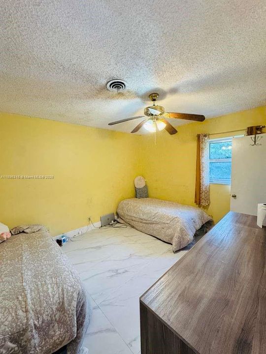 For Sale: $700,000 (0 beds, 0 baths, 2698 Square Feet)