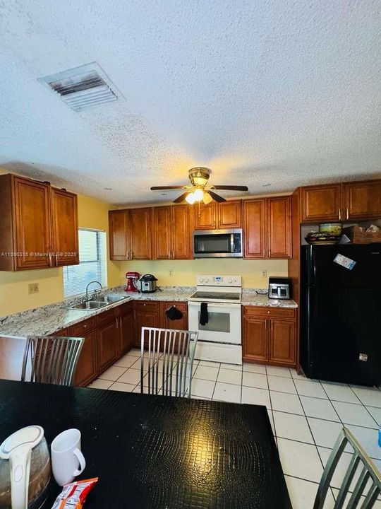 For Sale: $700,000 (0 beds, 0 baths, 2698 Square Feet)