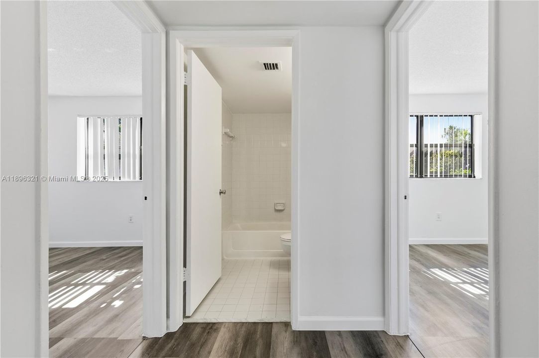 待售: $312,000 (3 贝兹, 2 浴室, 1216 平方英尺)