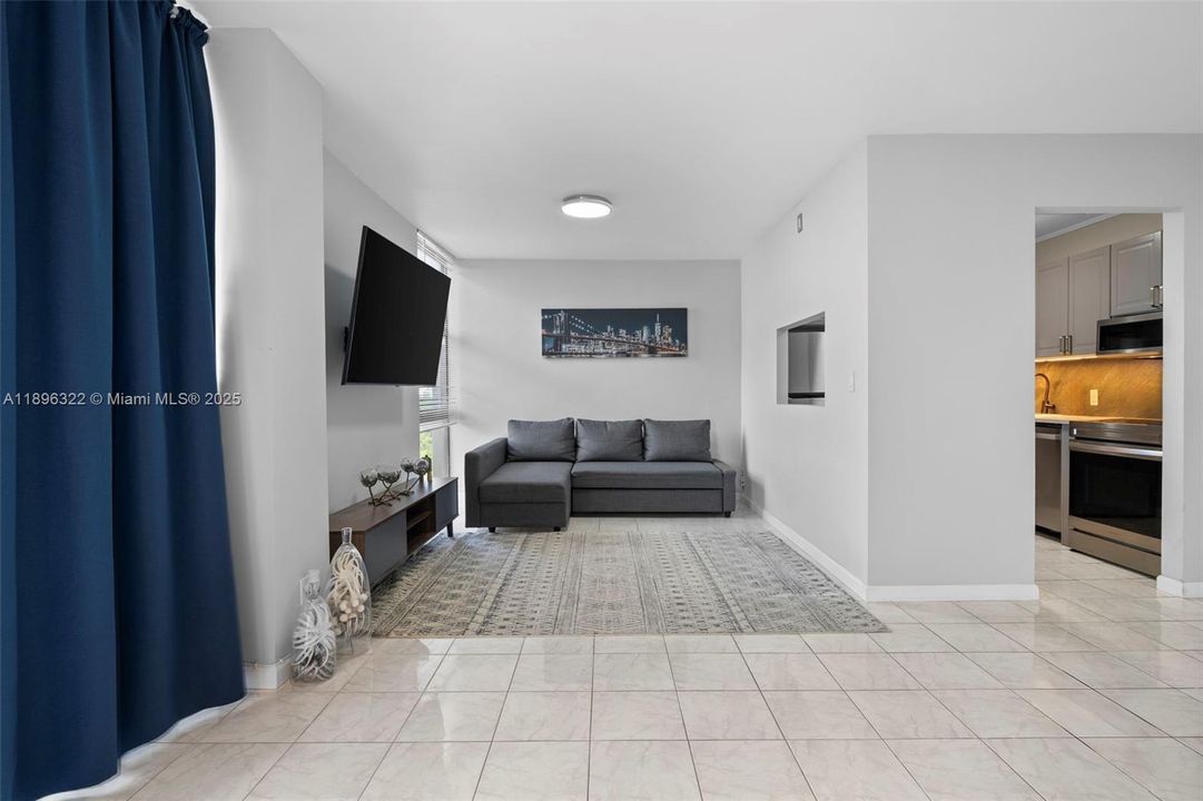 Activo con contrato: $222,222 (1 camas, 1 baños, 913 Pies cuadrados)