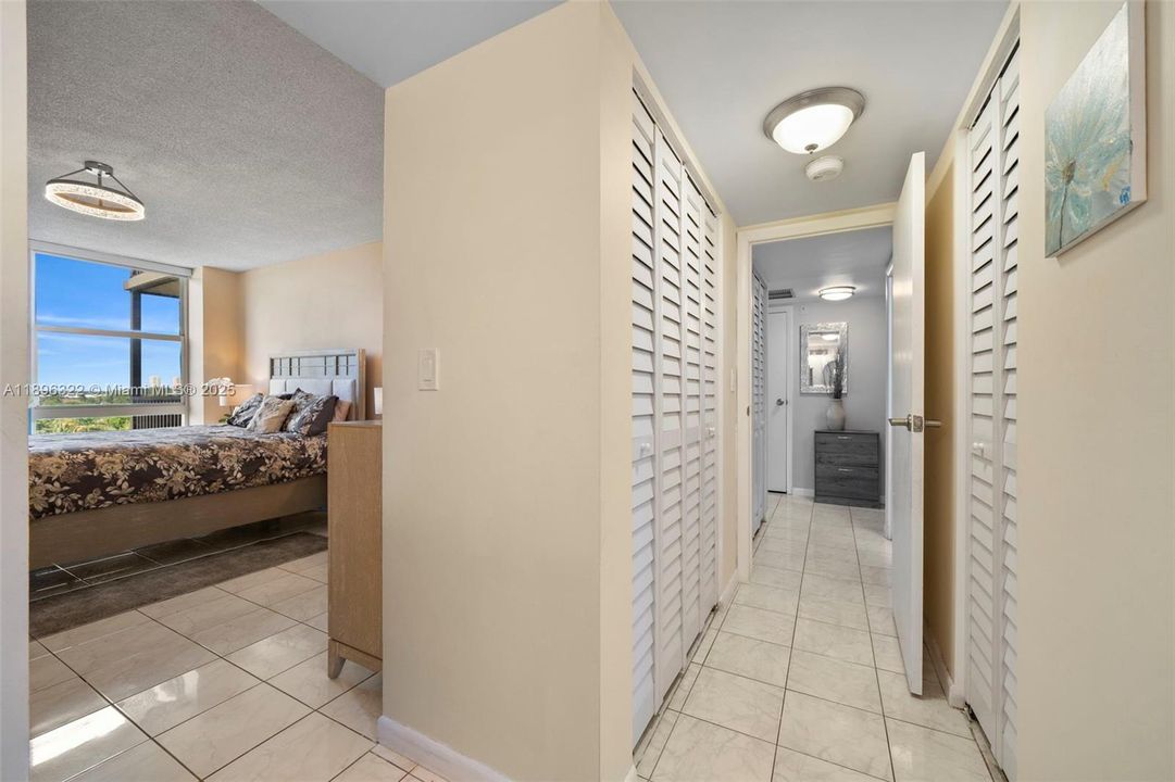 Activo con contrato: $222,222 (1 camas, 1 baños, 913 Pies cuadrados)