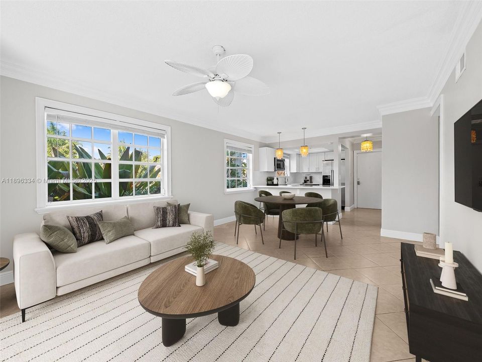 For Sale: $304,900 (2 beds, 2 baths, 942 Square Feet)