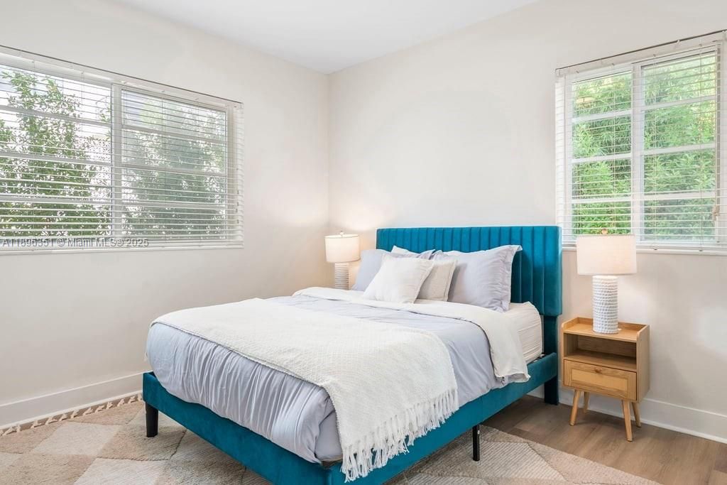 最近租的: $4,700 (2 贝兹, 2 浴室, 988 平方英尺)