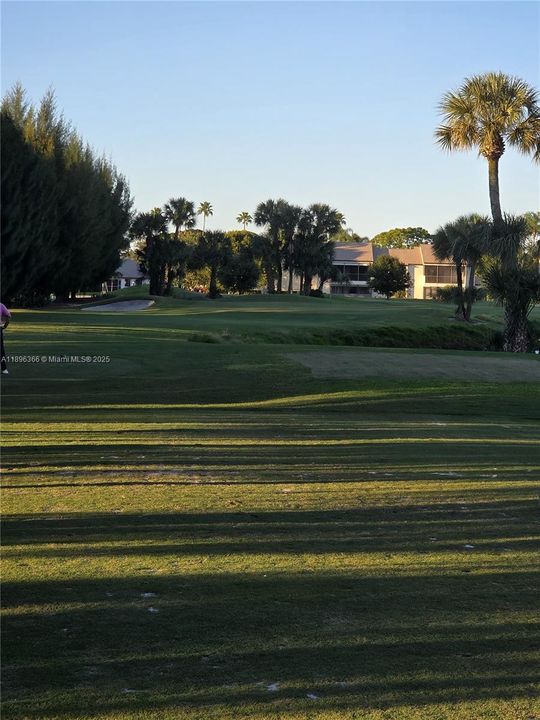 Active With Contract: $289,000 (2 beds, 2 baths, 1178 Square Feet)