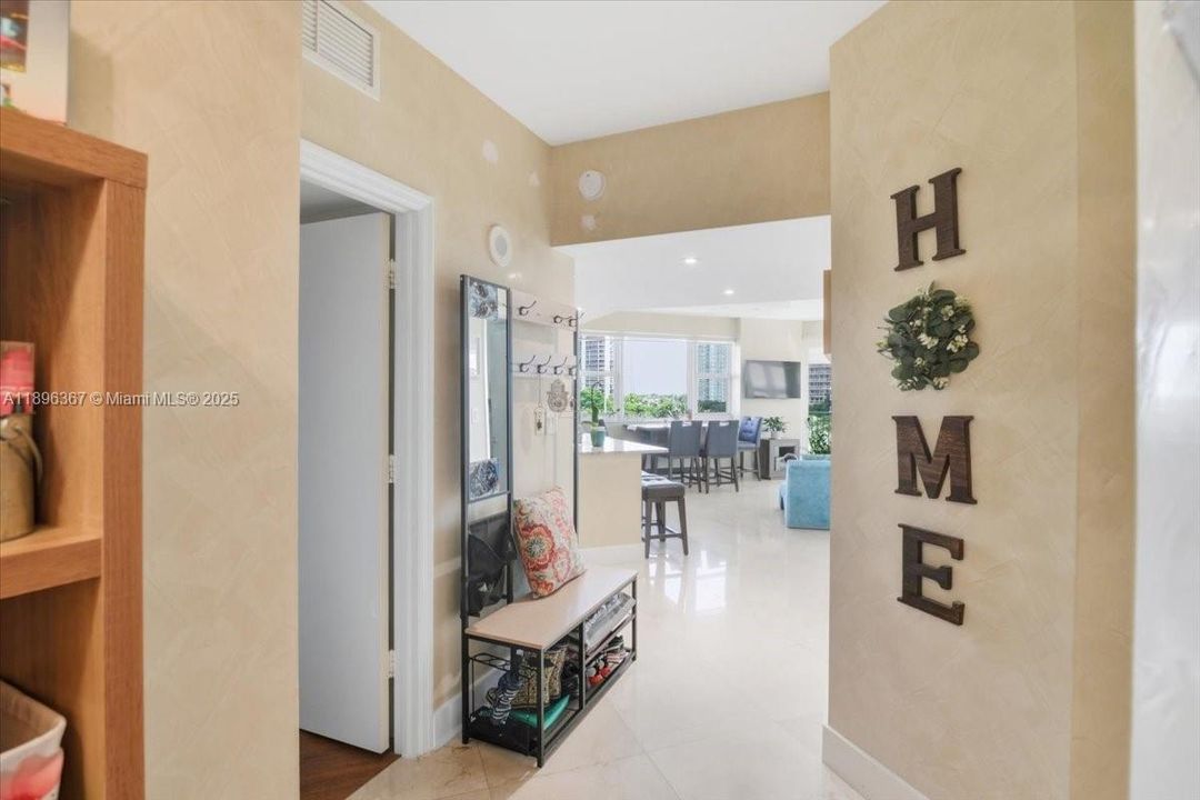 Active With Contract: $5,500 (3 beds, 3 baths, 1688 Square Feet)