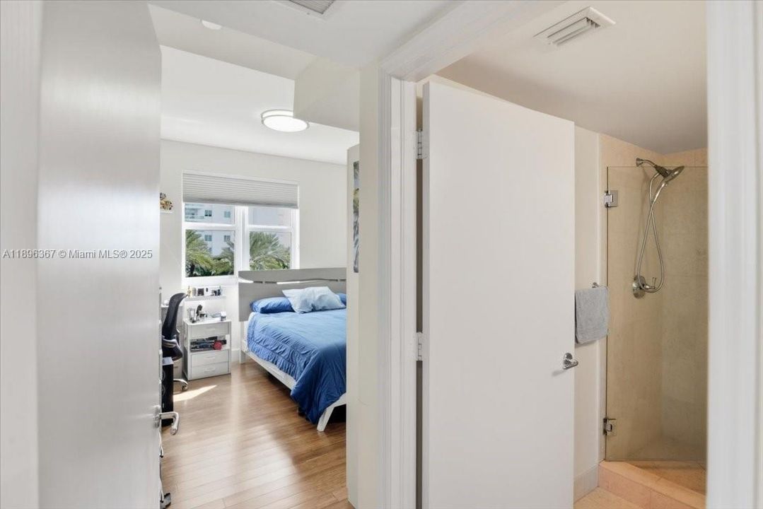 Active With Contract: $5,500 (3 beds, 3 baths, 1688 Square Feet)