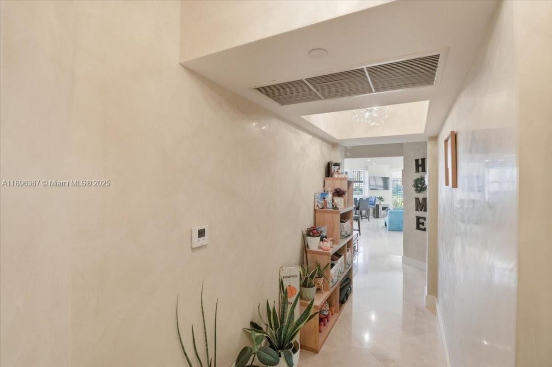 Active With Contract: $5,500 (3 beds, 3 baths, 1688 Square Feet)