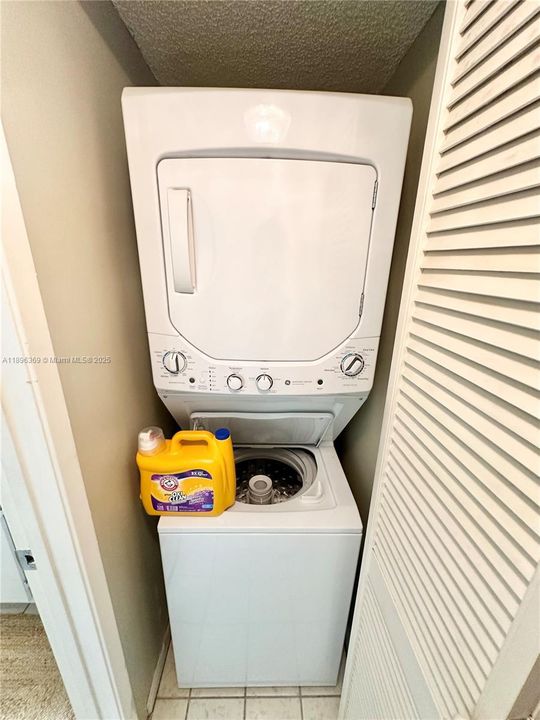 PRIVATE INTERIOR LAUNDRY