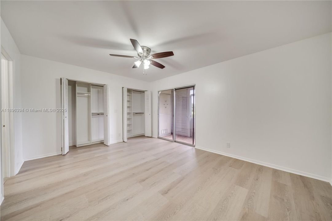 Active With Contract: $1,650 (1 beds, 1 baths, 811 Square Feet)
