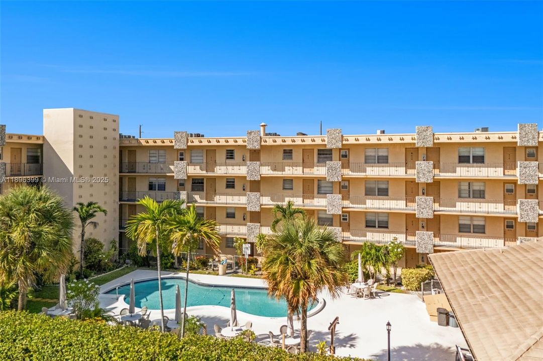 待售: $110,000 (1 贝兹, 1 浴室, 510 平方英尺)